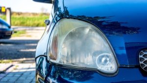 Read more about the article No, You Shouldn’t Use That DEET Headlight Cleaning Hack