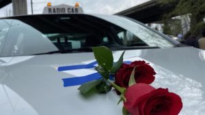 Read more about the article Radio Cab drivers gather to pay tribute to slain taxi driver