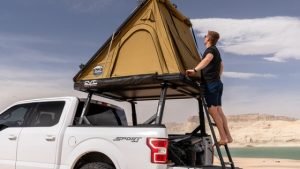 Read more about the article Mt. Hood Aluminum Hardshell Rooftop Tent